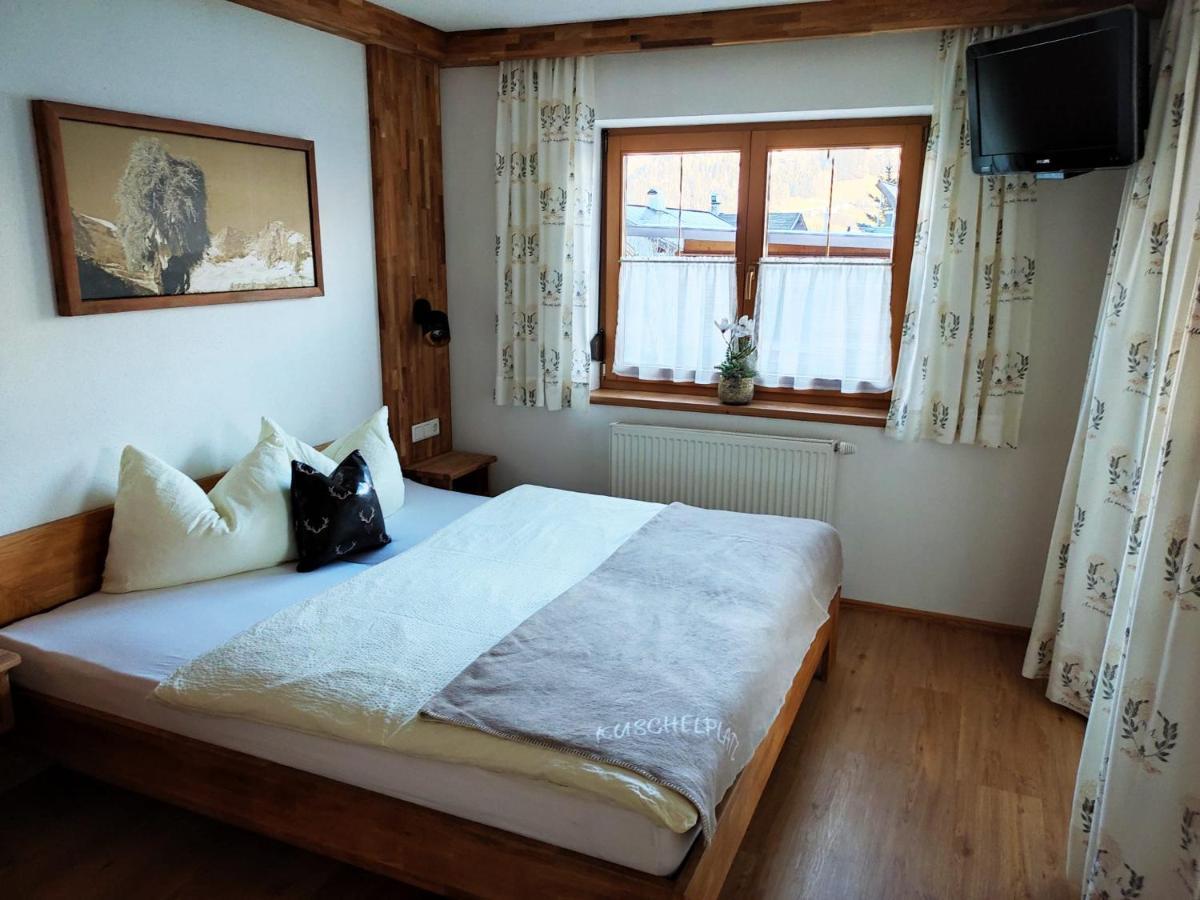 Ferienwohnungen Hochzillertal カルテンバッハ エクステリア 写真