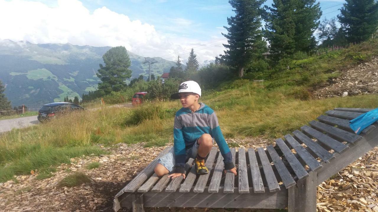 Ferienwohnungen Hochzillertal カルテンバッハ エクステリア 写真