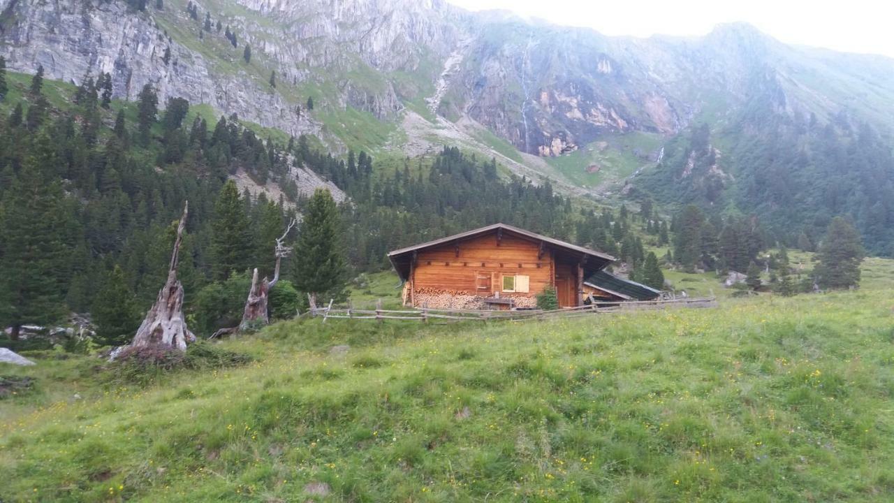 Ferienwohnungen Hochzillertal カルテンバッハ エクステリア 写真
